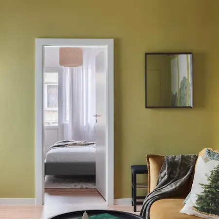 Out Of The Woods Apartment *