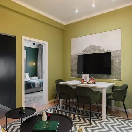 Apartment Out Of The Woods