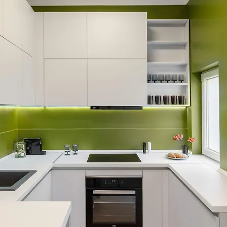 Out Of The Woods Βουκουρέστι