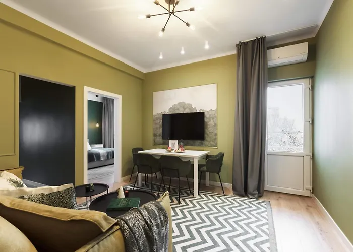 Out Of The Woods Apartman